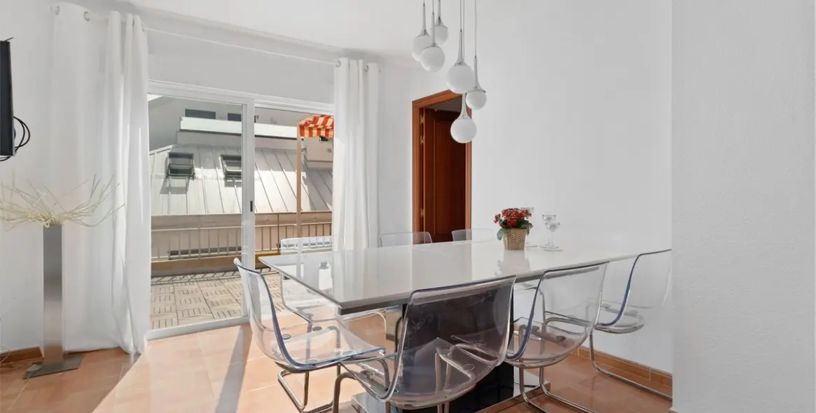 Sale of penthouse in Fuengirola 11
