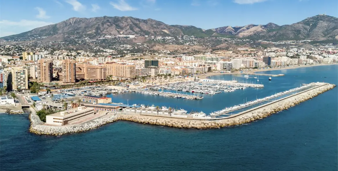 Sale of penthouse in Fuengirola 30