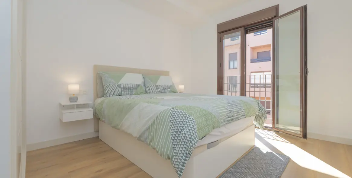 Sale of middle floor apartment in Arroyo de la Miel 28
