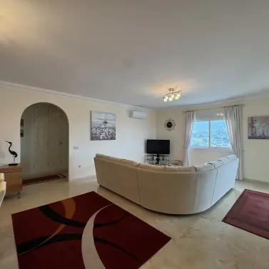 Продажа апартаментов на среднем этаже в La Cala Hills