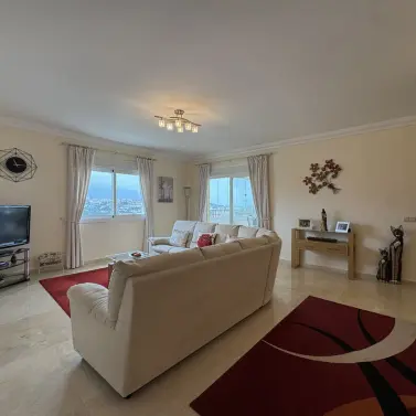 Продажа апартаментов на среднем этаже в La Cala Hills