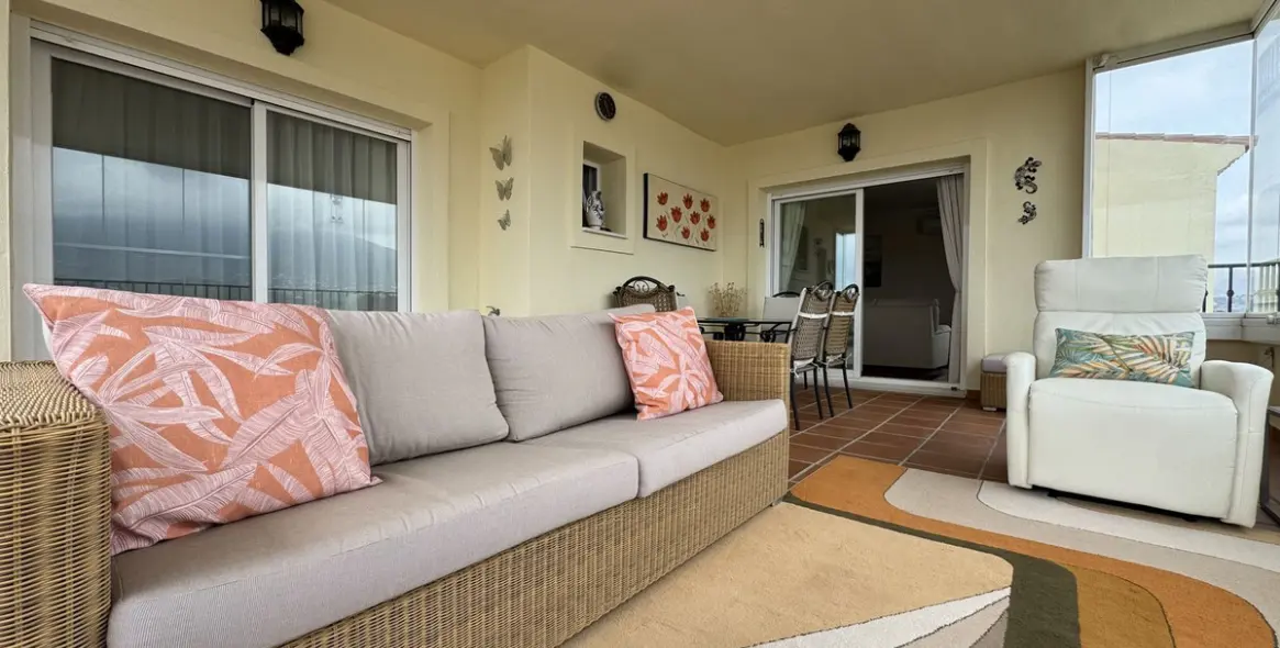 Продажа апартаментов на среднем этаже в La Cala Hills 12