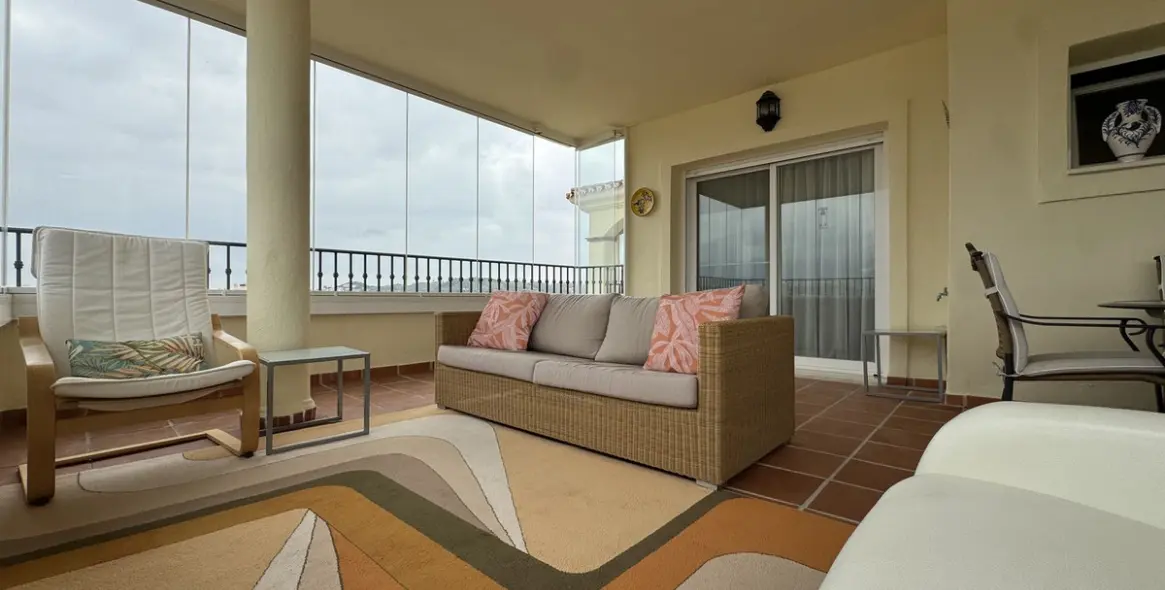 Продажа апартаментов на среднем этаже в La Cala Hills 13