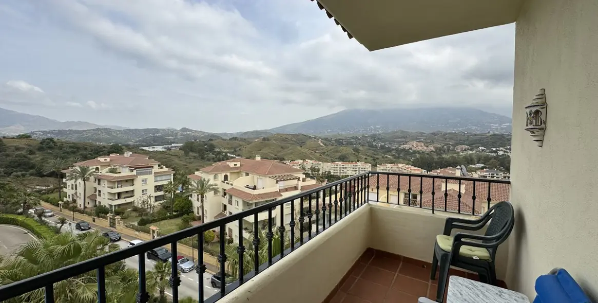 Продажа апартаментов на среднем этаже в La Cala Hills 18