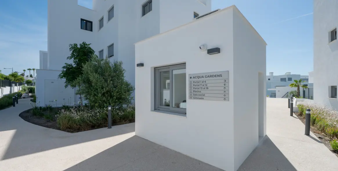 Venta de apartamento en planta baja en Estepona 29