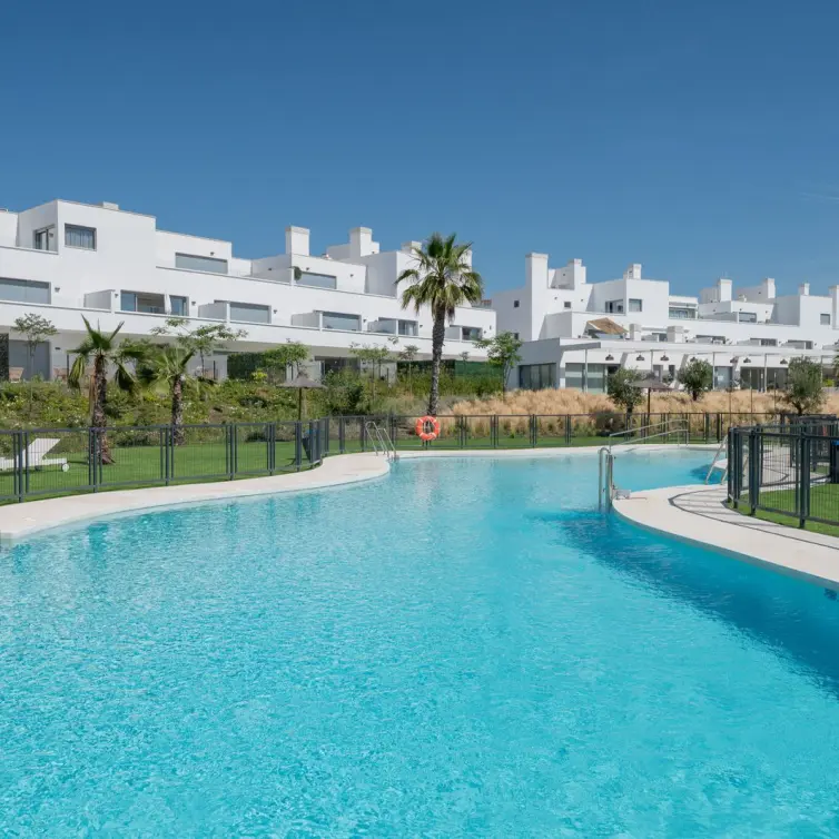 Venta de apartamento en planta baja en Estepona
