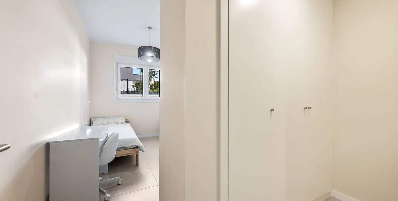 Venta de apartamento en planta baja en Estepona 26