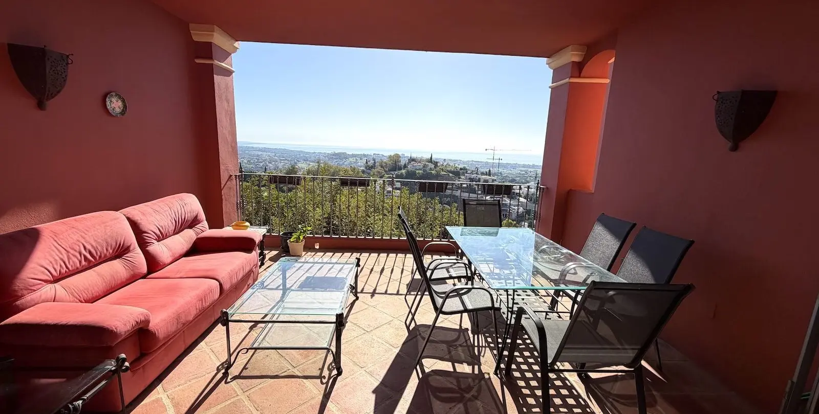 Sale of ground floor apartment in Monte Halcones 8