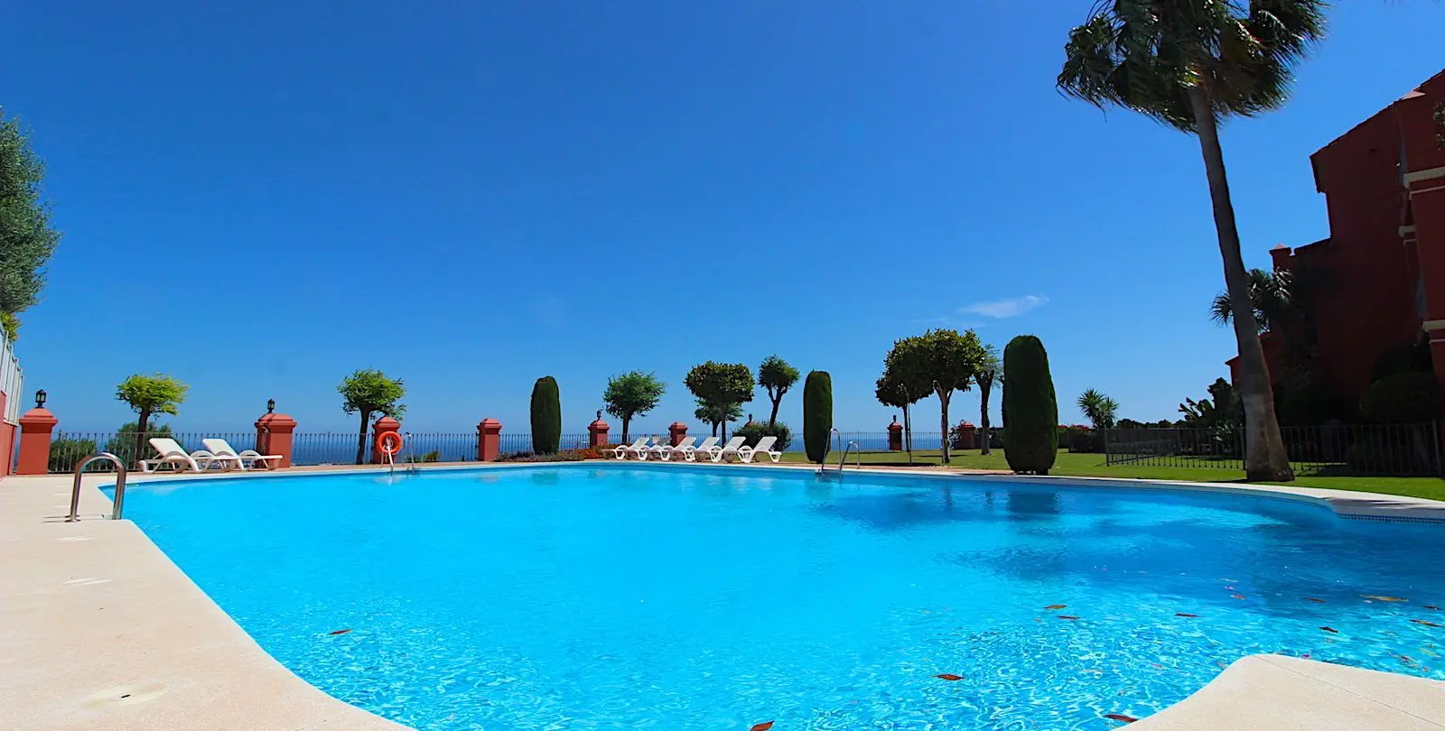 Sale of ground floor apartment in Monte Halcones 15