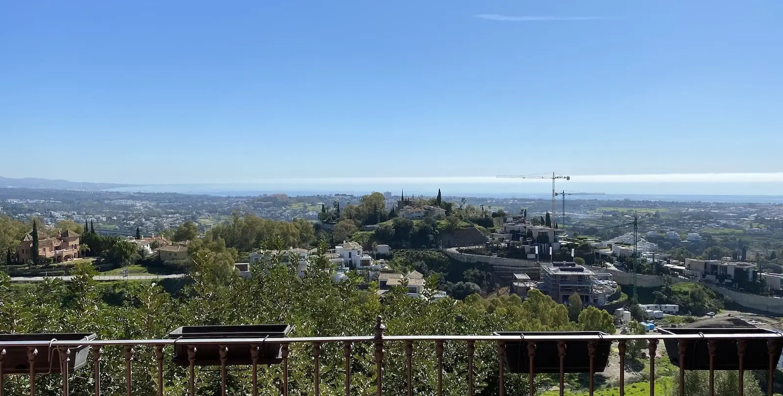 Sale of ground floor apartment in Monte Halcones 35