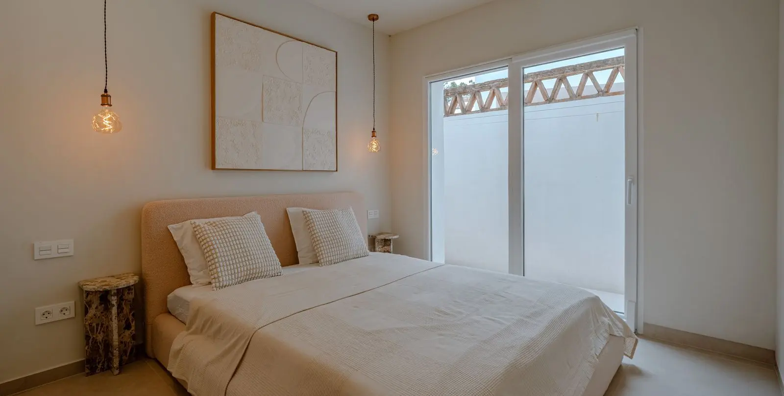 Sale of middle floor apartment in Nueva Andalucía 5