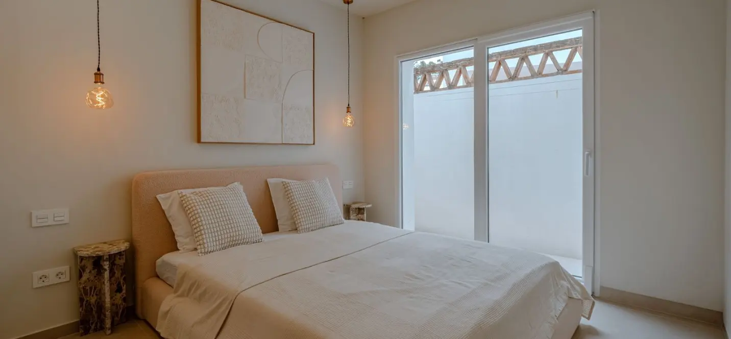 Sale of middle floor apartment in Nueva Andalucía 4