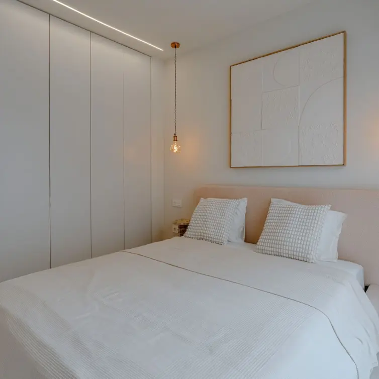 Sale of middle floor apartment in Nueva Andalucía