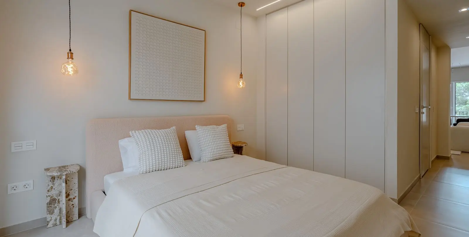 Sale of middle floor apartment in Nueva Andalucía 8