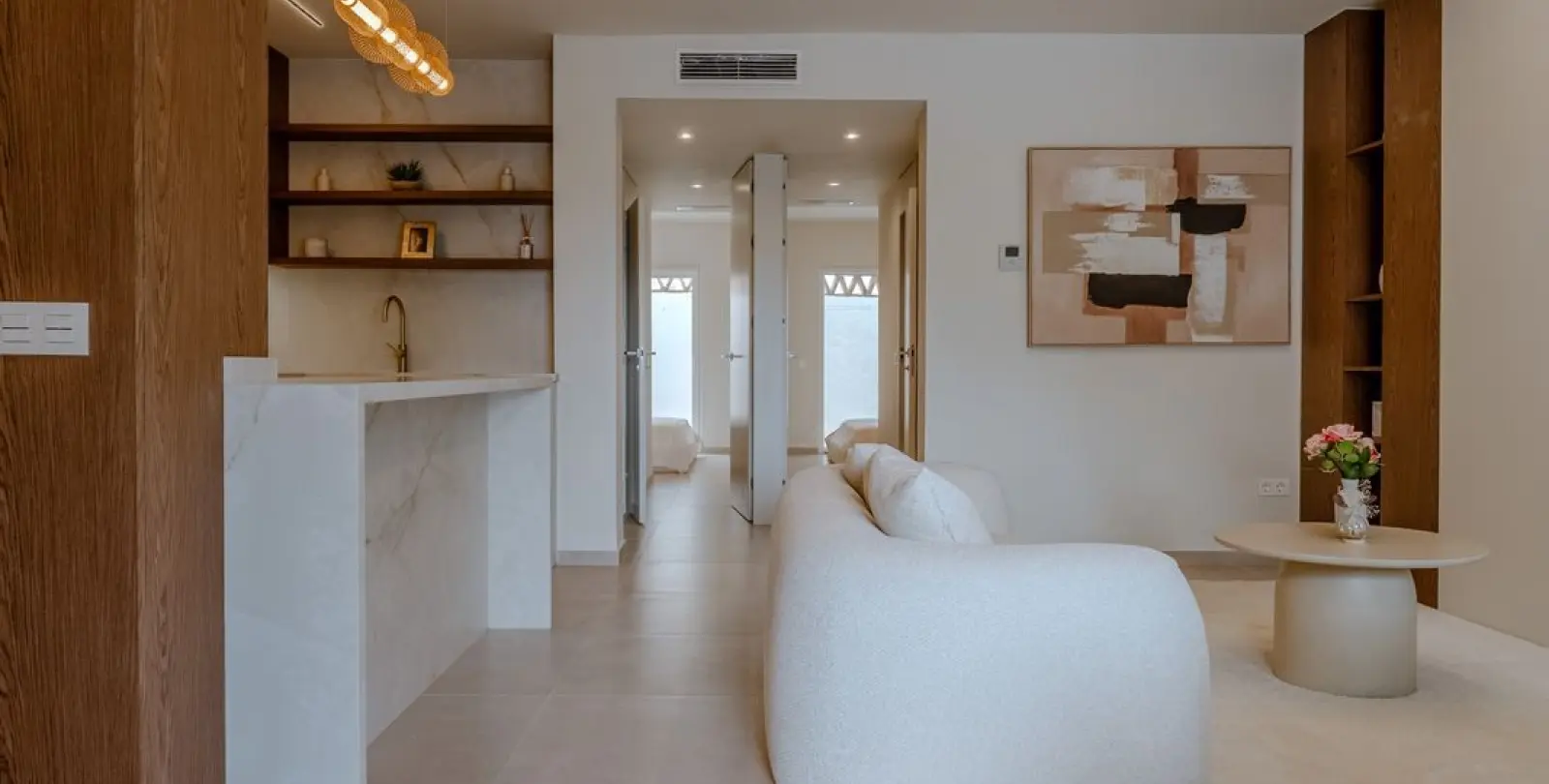 Sale of middle floor apartment in Nueva Andalucía 17
