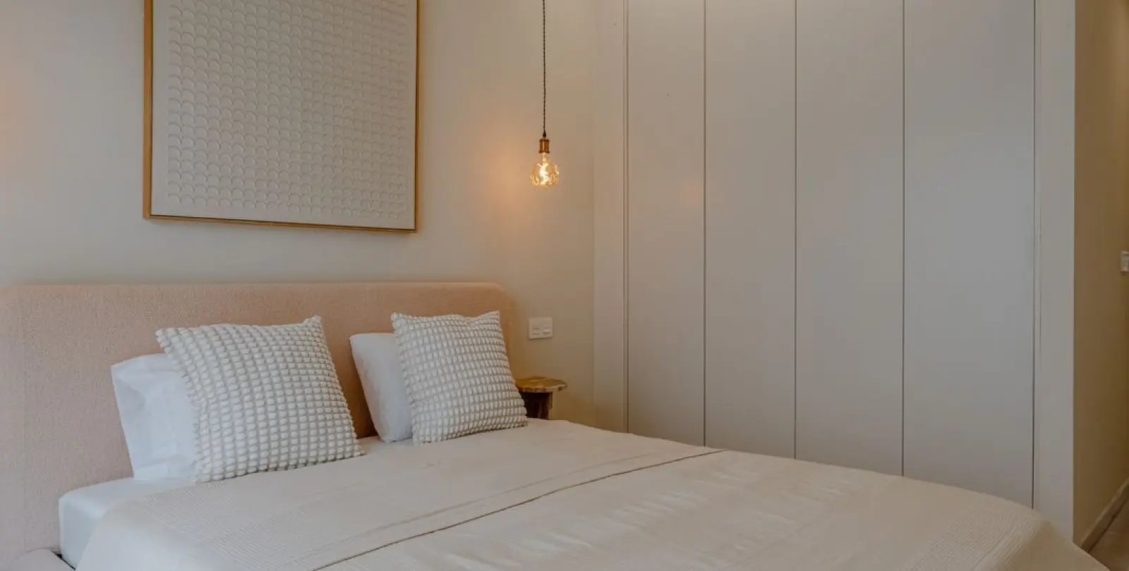 Sale of middle floor apartment in Nueva Andalucía 22