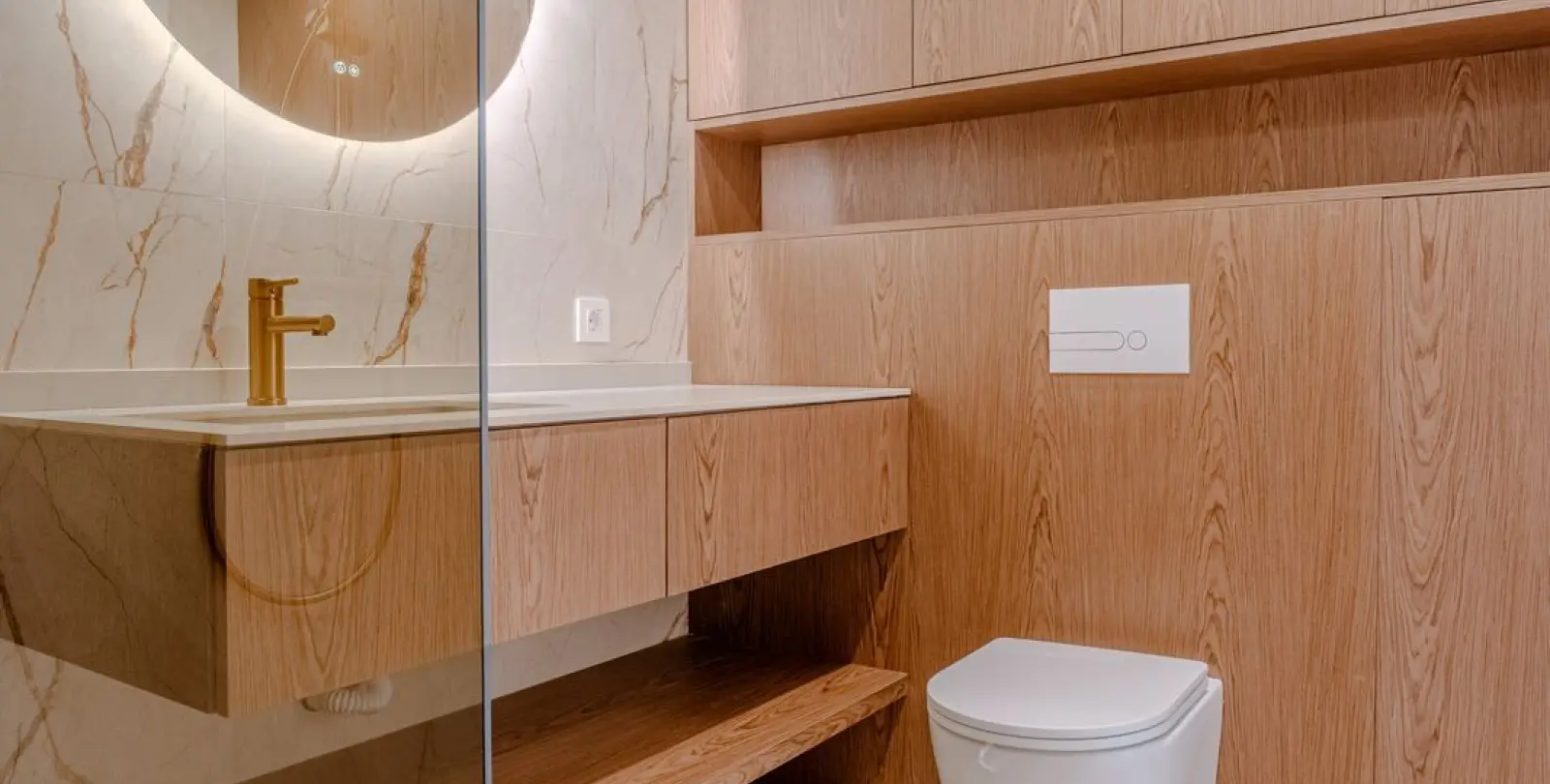 Sale of middle floor apartment in Nueva Andalucía 28