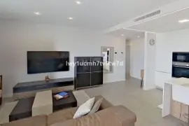 Image 4 thumb
