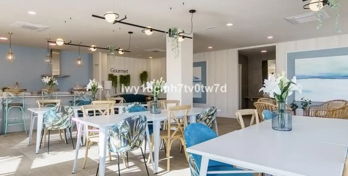 Sale of middle floor apartment in Arroyo de la Miel 46