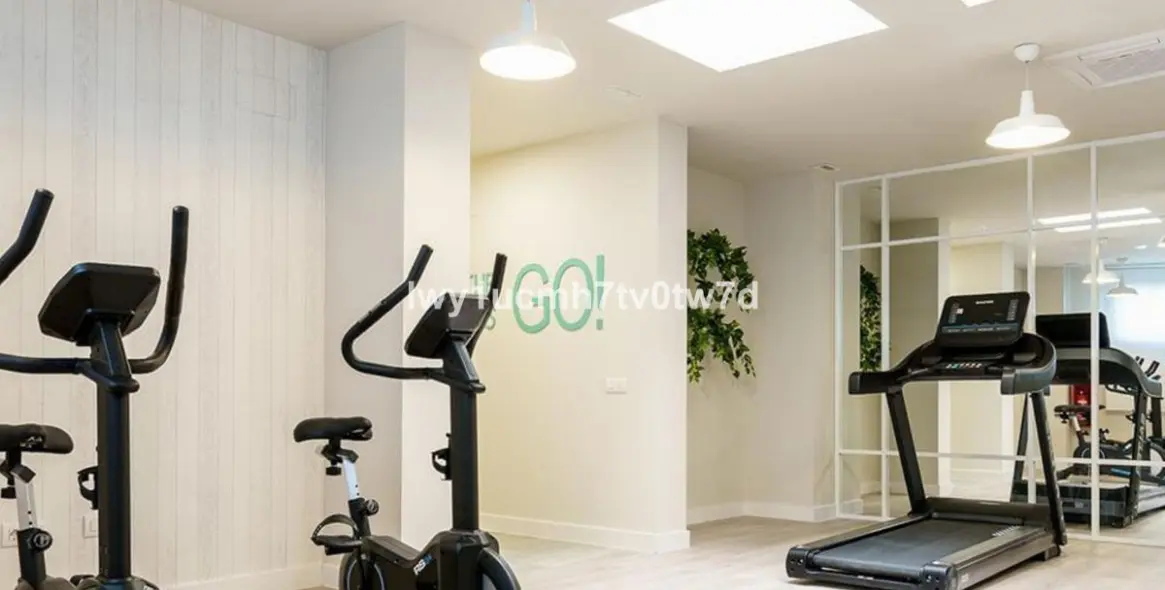 Sale of middle floor apartment in Arroyo de la Miel 65