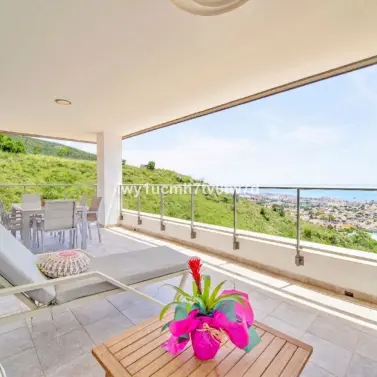 Sale of middle floor apartment in Arroyo de la Miel