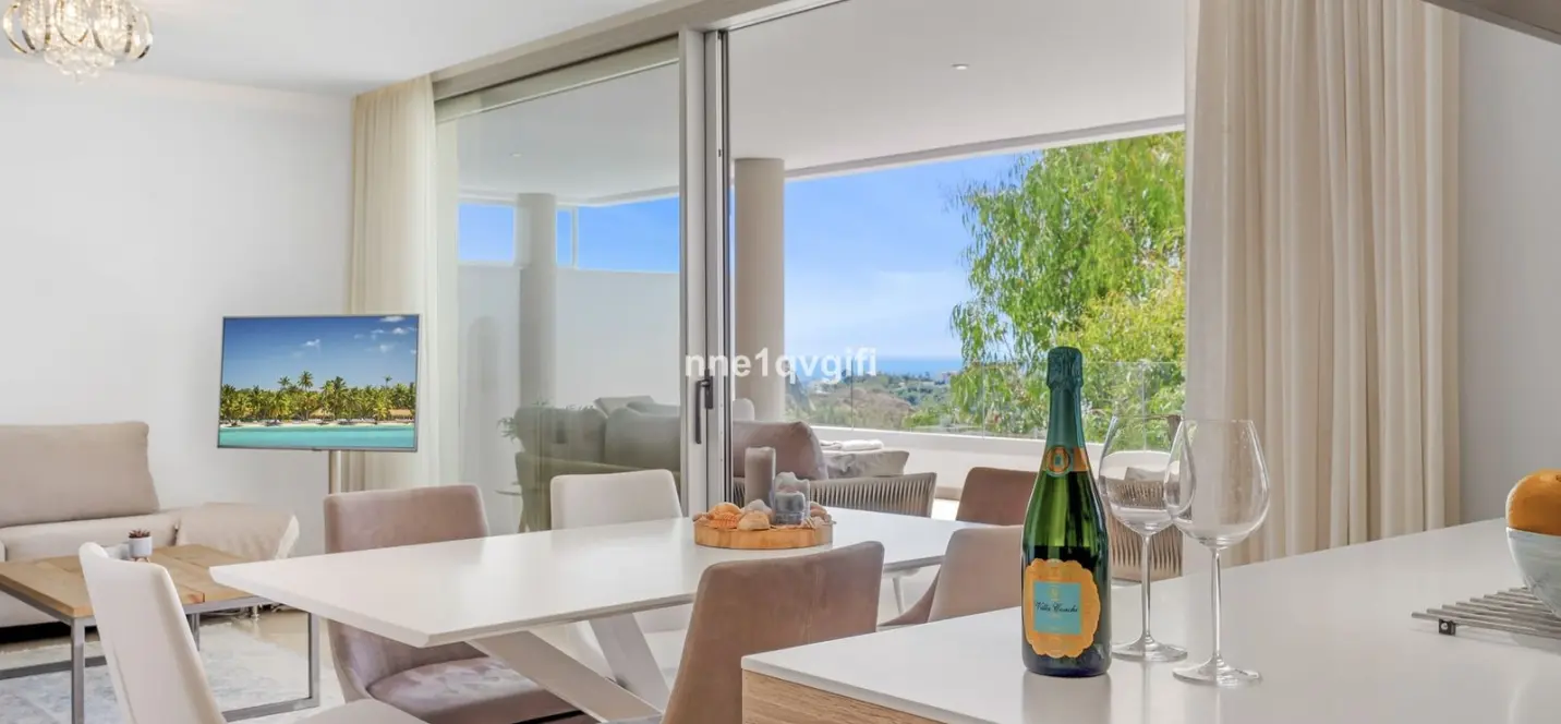 Venta de apartamento en planta baja en Benahavís 4