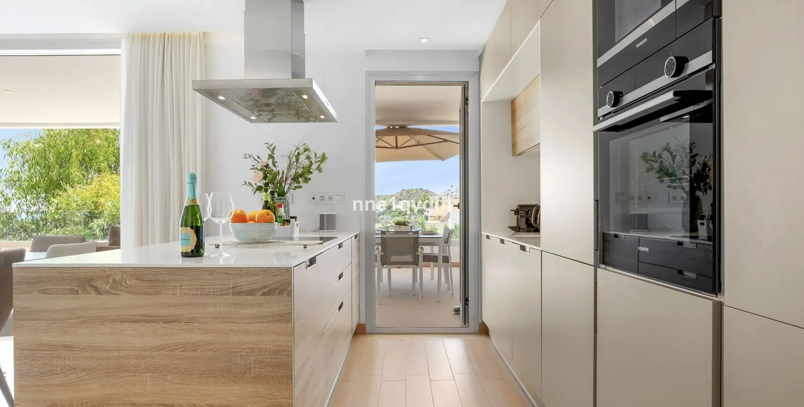 Venta de apartamento en planta baja en Benahavís 12