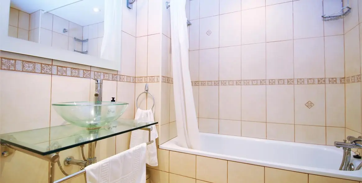 Продажа пентхауса в Estepona 12