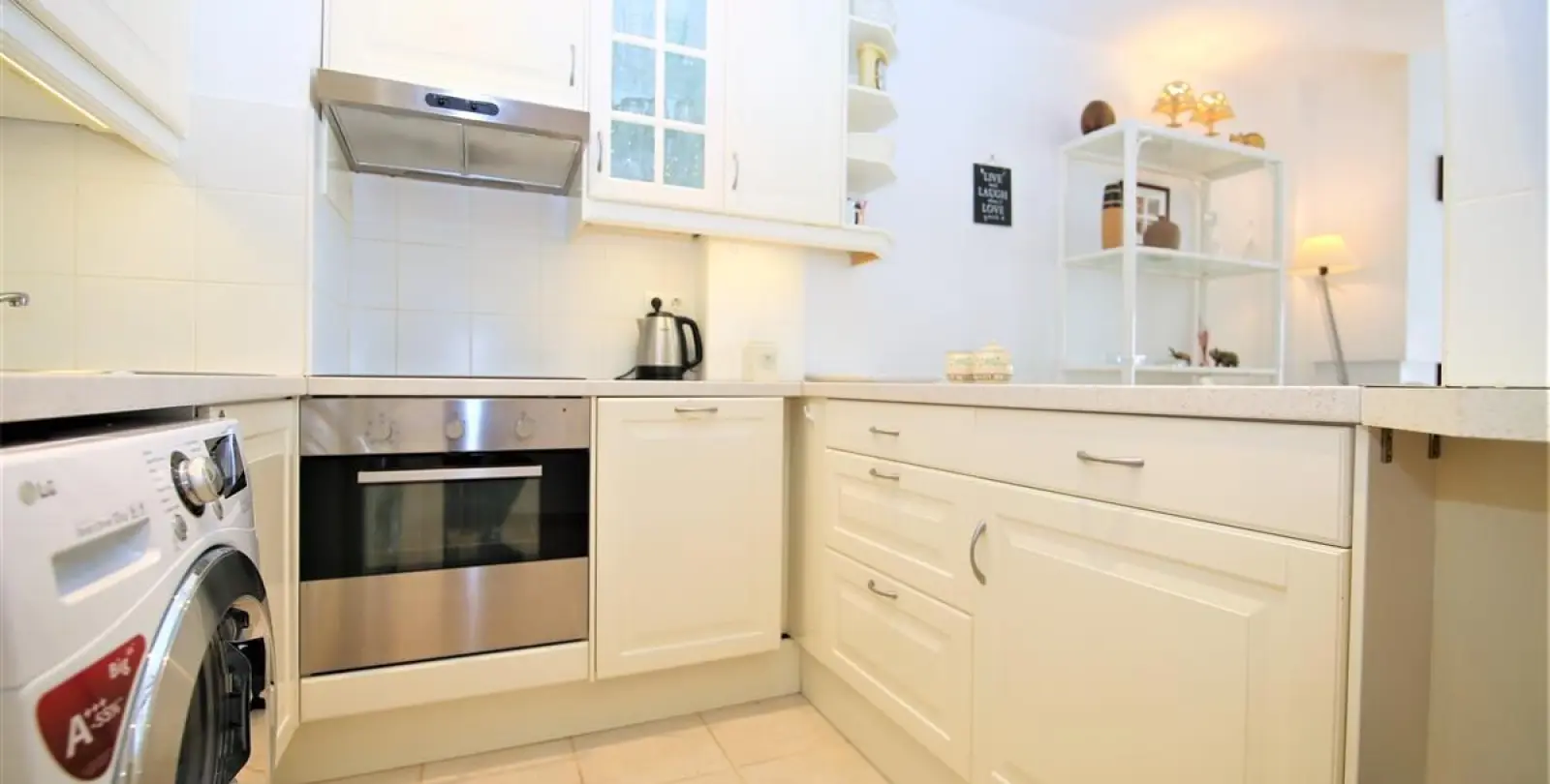 Sale of penthouse in Estepona 7