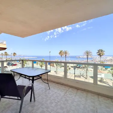 Venta de apartamento en planta media en Fuengirola