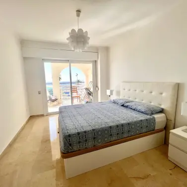 Venta de apartamento en planta media en Fuengirola