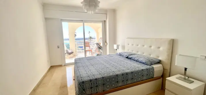Venta de apartamento en planta media en Fuengirola 3