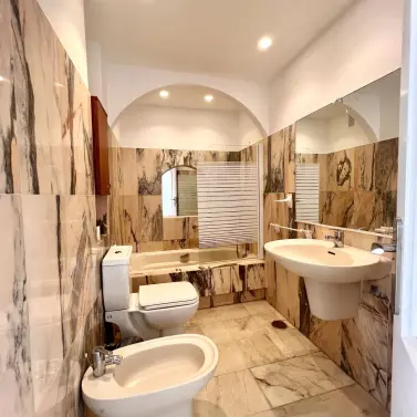 Venta de apartamento en planta media en Fuengirola
