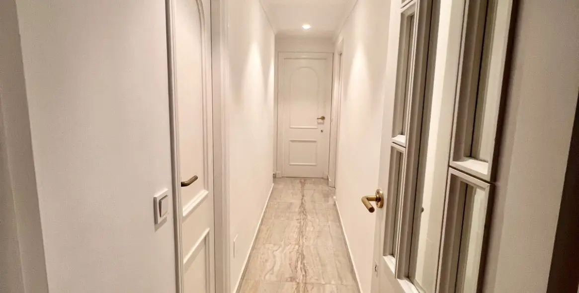 Venta de apartamento en planta media en Fuengirola 11