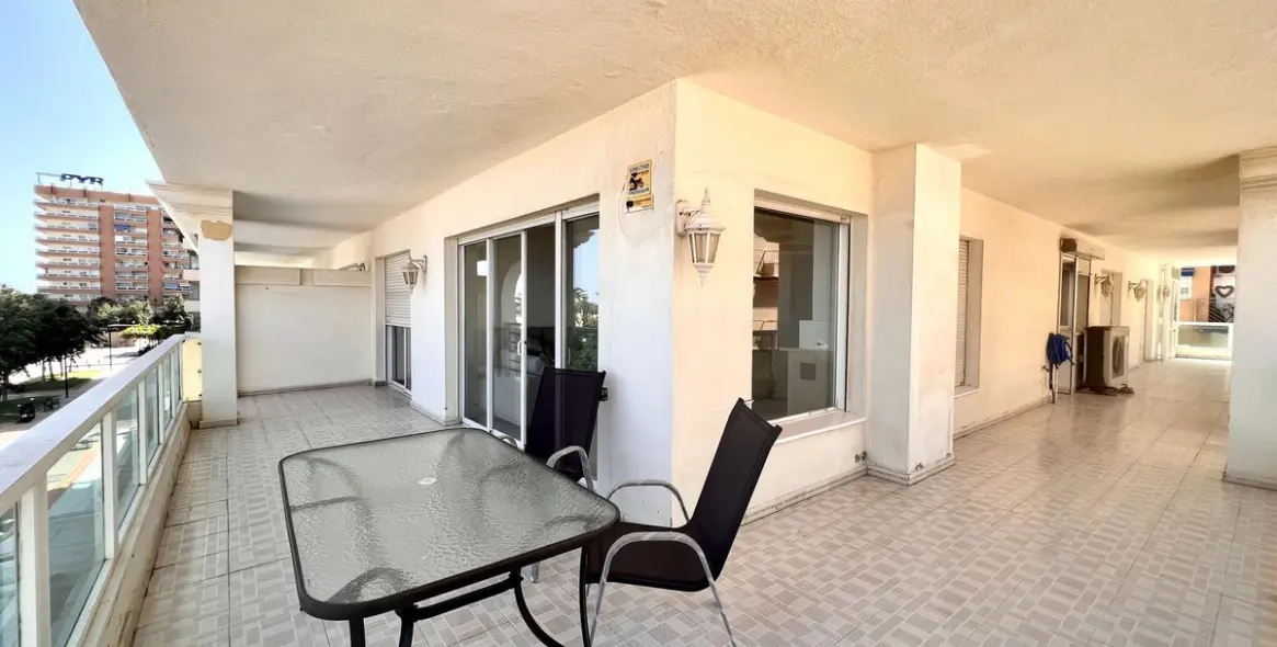 Venta de apartamento en planta media en Fuengirola 14