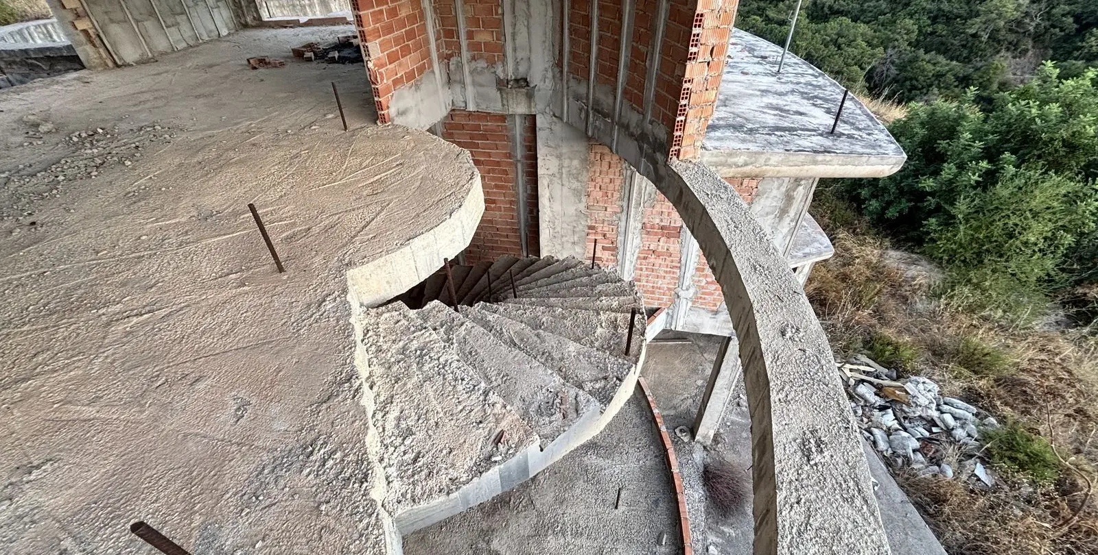 Venta de parcela residencial en Istán 37