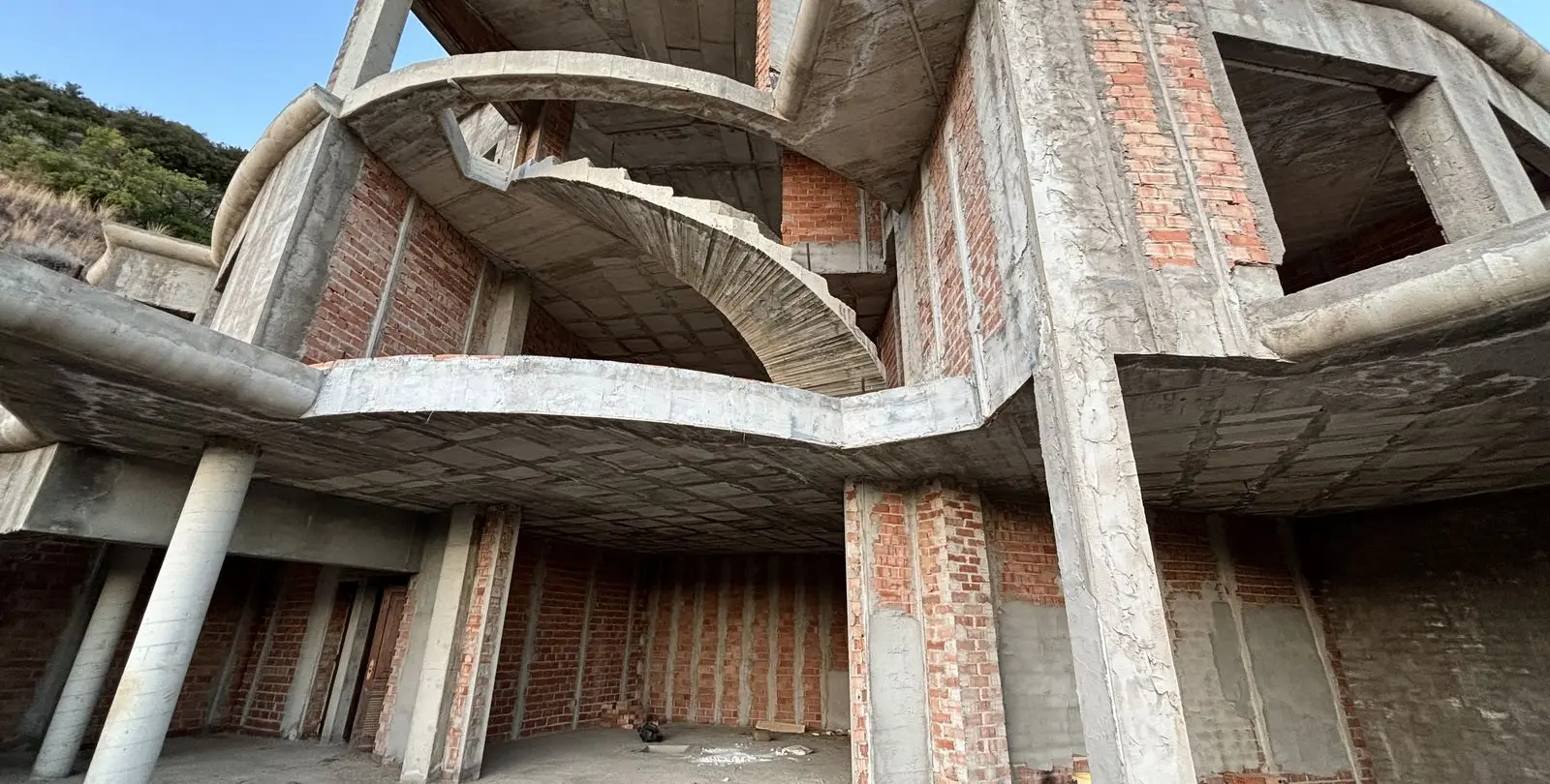 Venta de parcela residencial en Istán 48