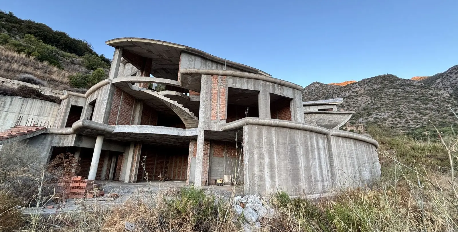 Venta de parcela residencial en Istán 51