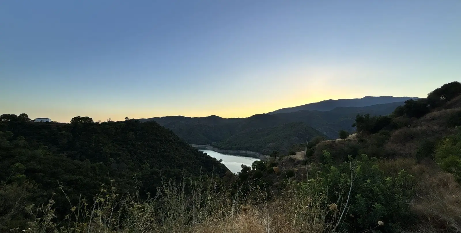 Venta de parcela residencial en Istán 58