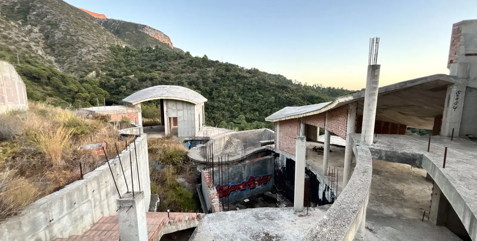 Venta de parcela residencial en Istán 66