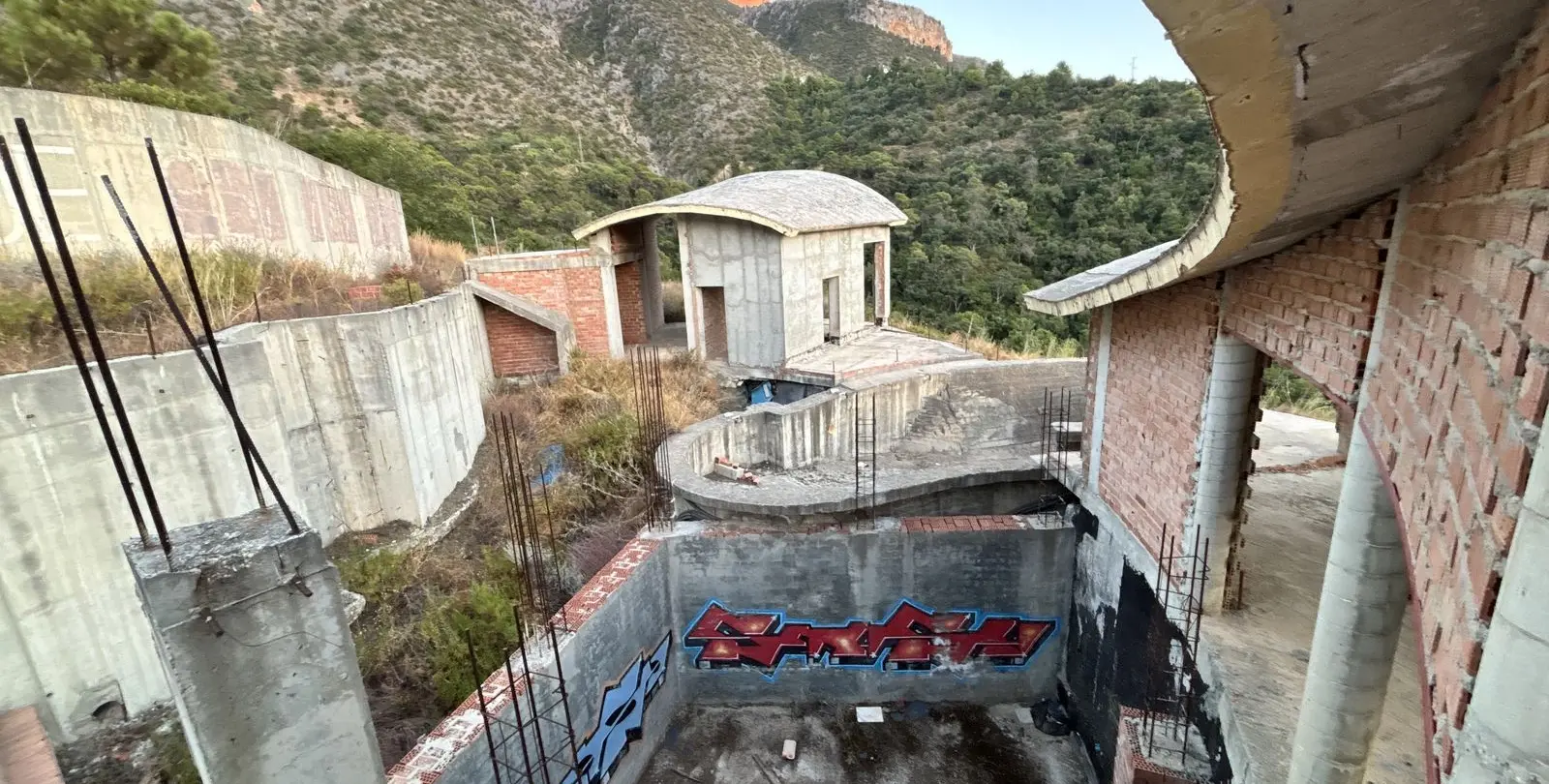 Venta de parcela residencial en Istán 69