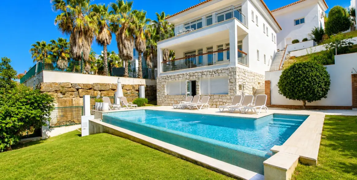 Venta de villa independiente en La Cala Golf 1