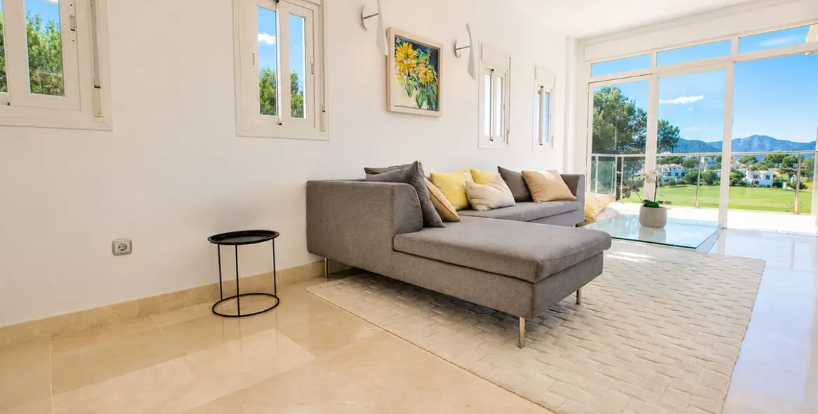 Venta de villa independiente en La Cala Golf 6