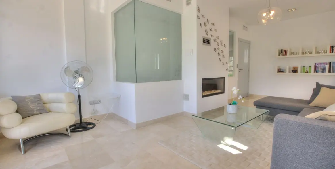 Venta de villa independiente en La Cala Golf 7
