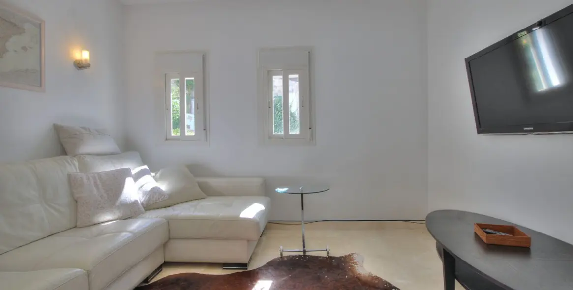 Venta de villa independiente en La Cala Golf 40