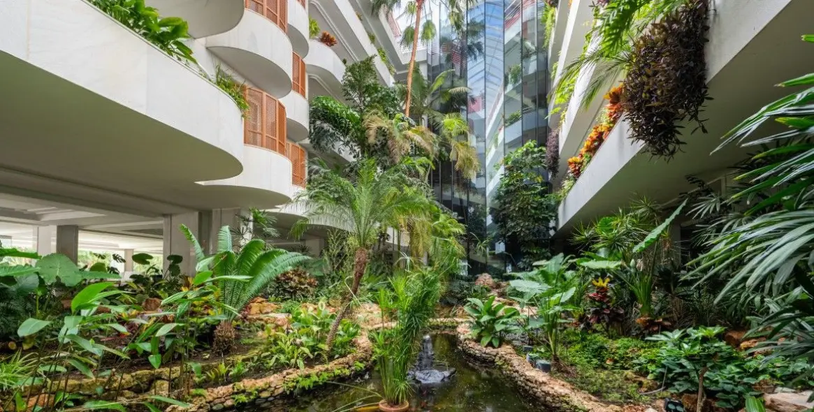 Venta de apartamento en planta baja en Nagüeles 21
