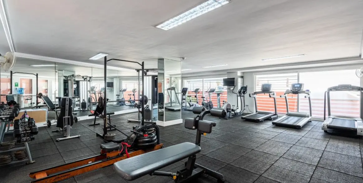 Venta de apartamento en planta baja en Nagüeles 22