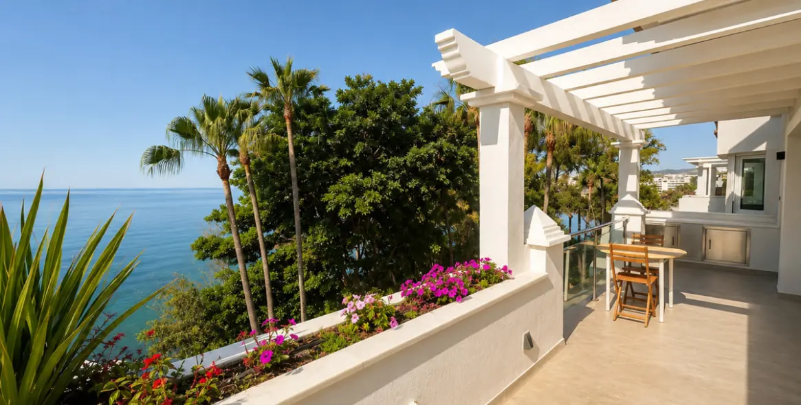 Продажа двухуровневого пентхауса в Estepona 17