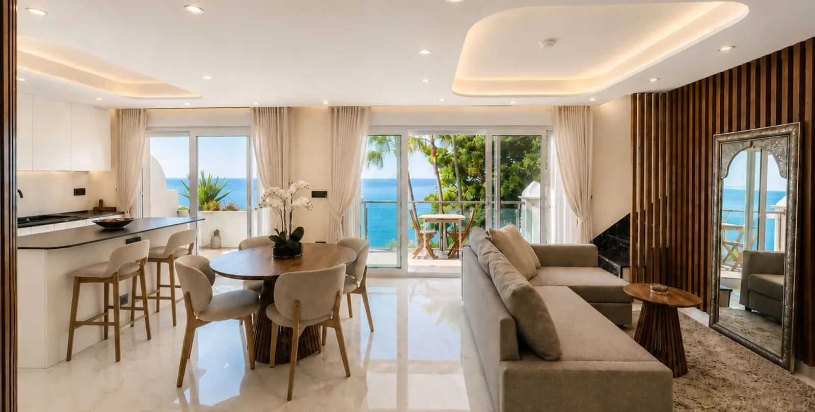 Sale of penthouse duplex in Estepona 2