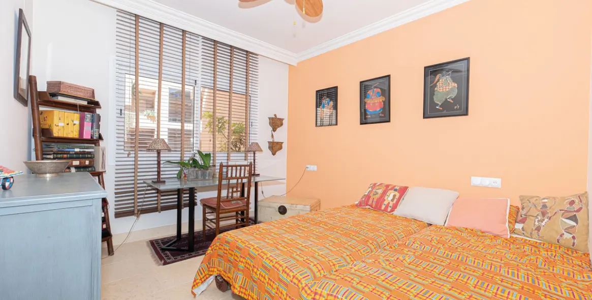 Venta de apartamento en planta media en Nueva Andalucía 55